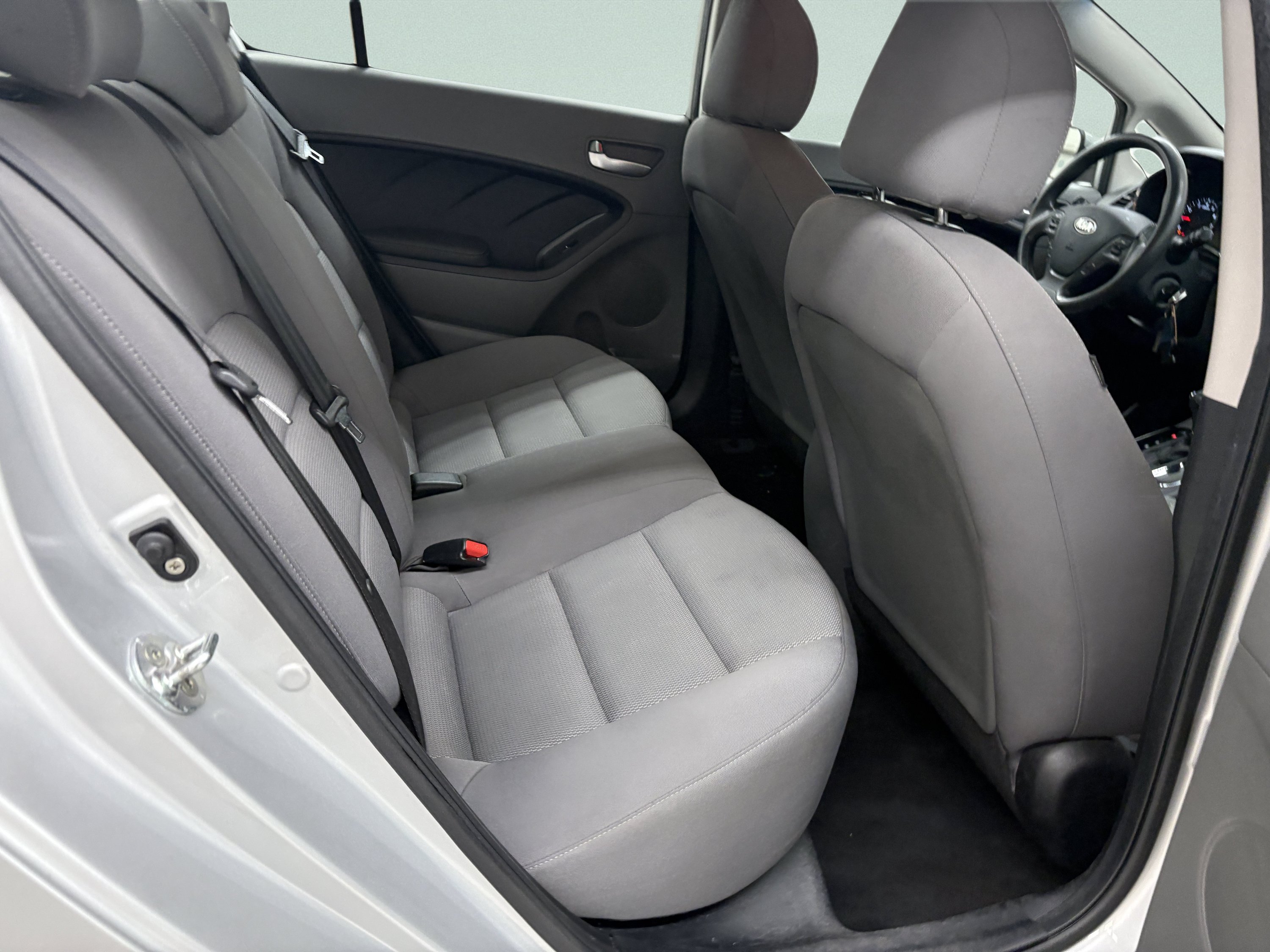 Used 2017 Kia Forte LX FWD image 19