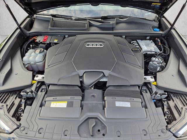 Used 2024 Audi Q8 Premium Plus w/ Premium Plus Package AWD/4WD image 22