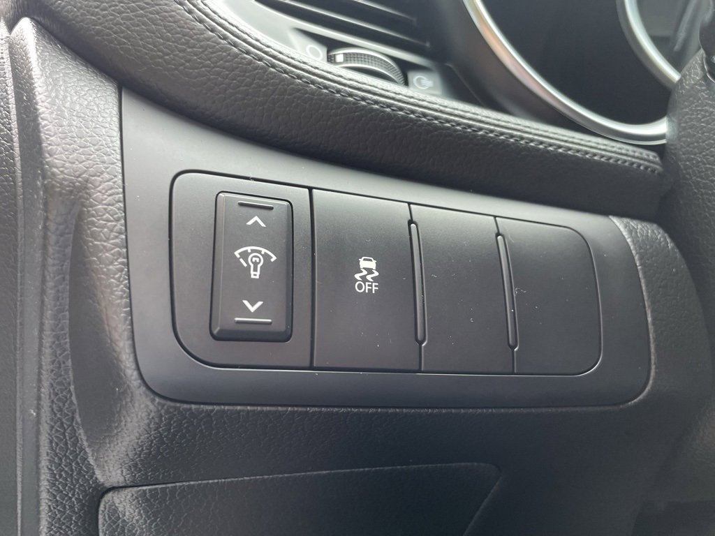 Used 2015 Kia Optima EX image 16