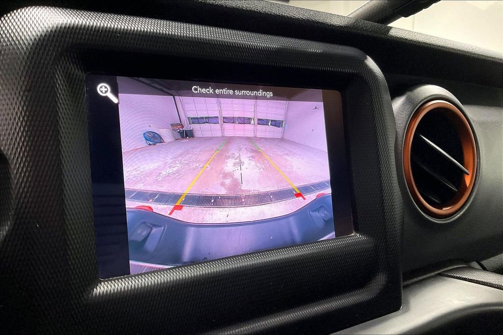 Used 2020 Jeep Gladiator Mojave w/ Trailer Tow Package image 26