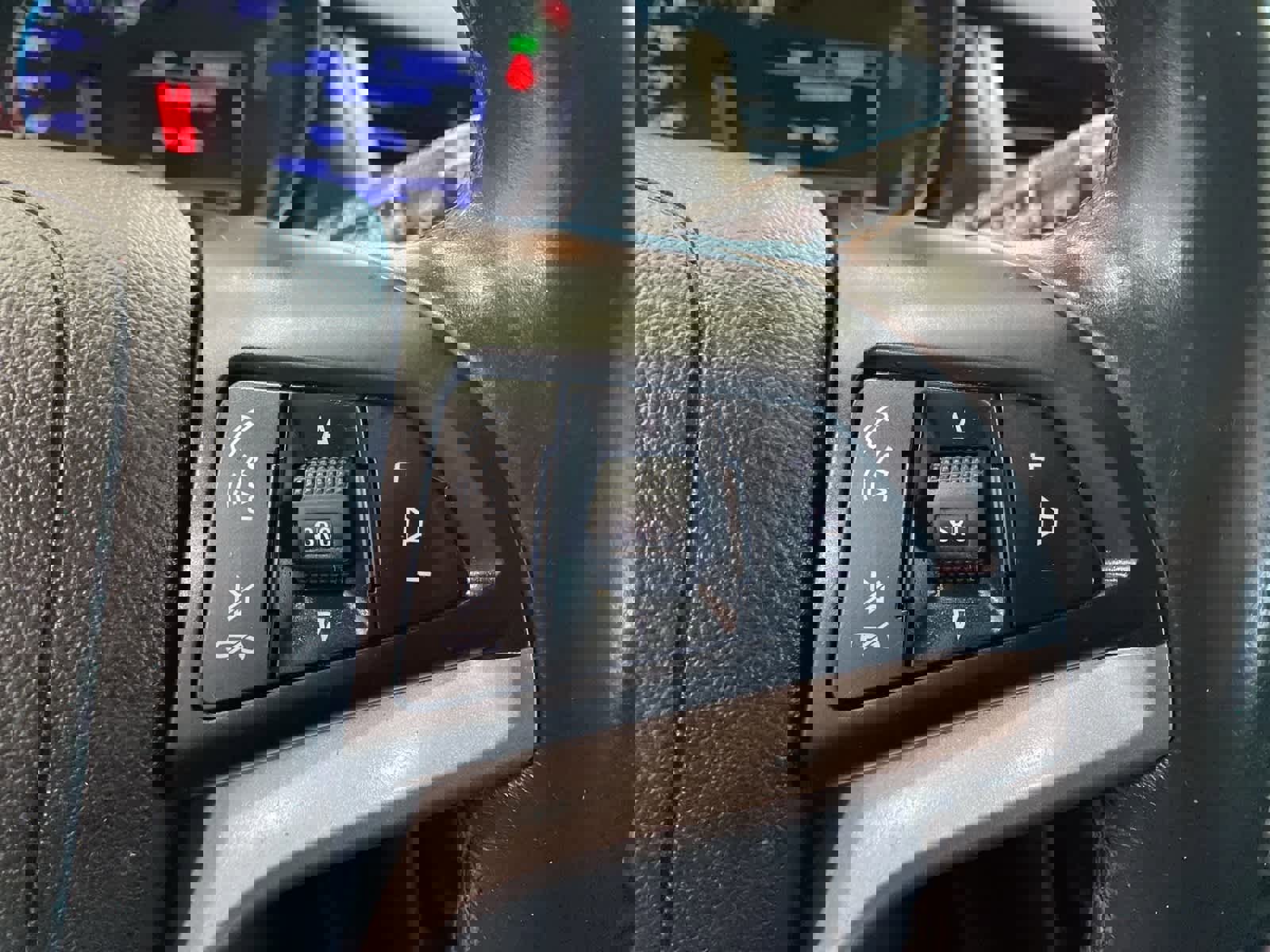 Used 2020 Chevrolet Trax LT w/ Driver Confidence Package image 21