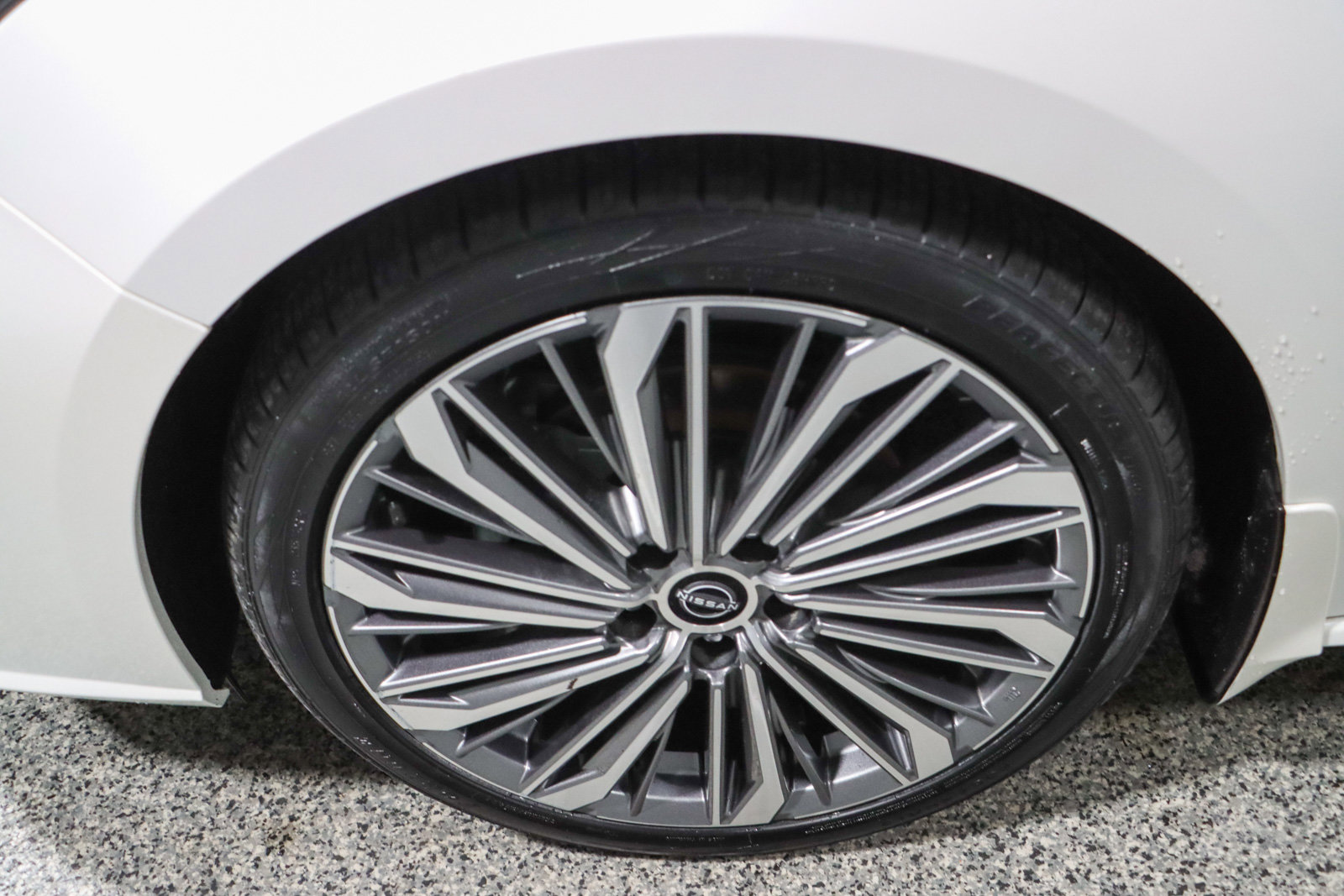 Used 2024 Nissan Altima 2.5 SL image 11