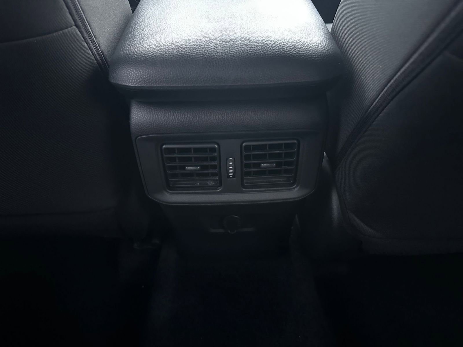 Used 2025 Toyota RAV4 LE image 23