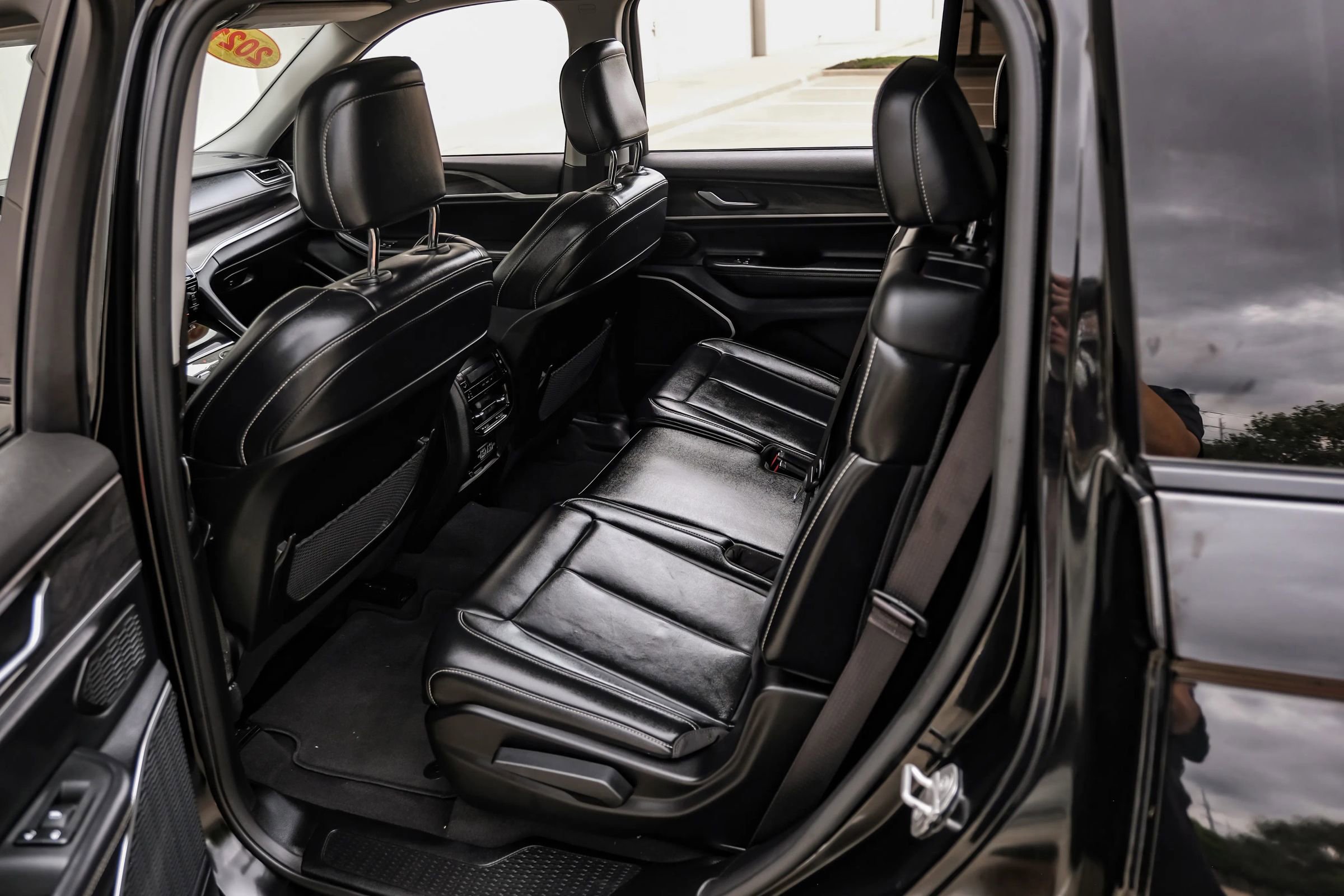 Used 2021 Jeep Grand Cherokee L Limited w/ Trailer Tow Group (B) image 38