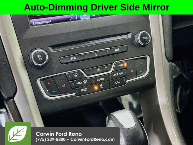Used 2016 Ford Fusion SE w/ Equipment Group 202A AWD/4WD image 15