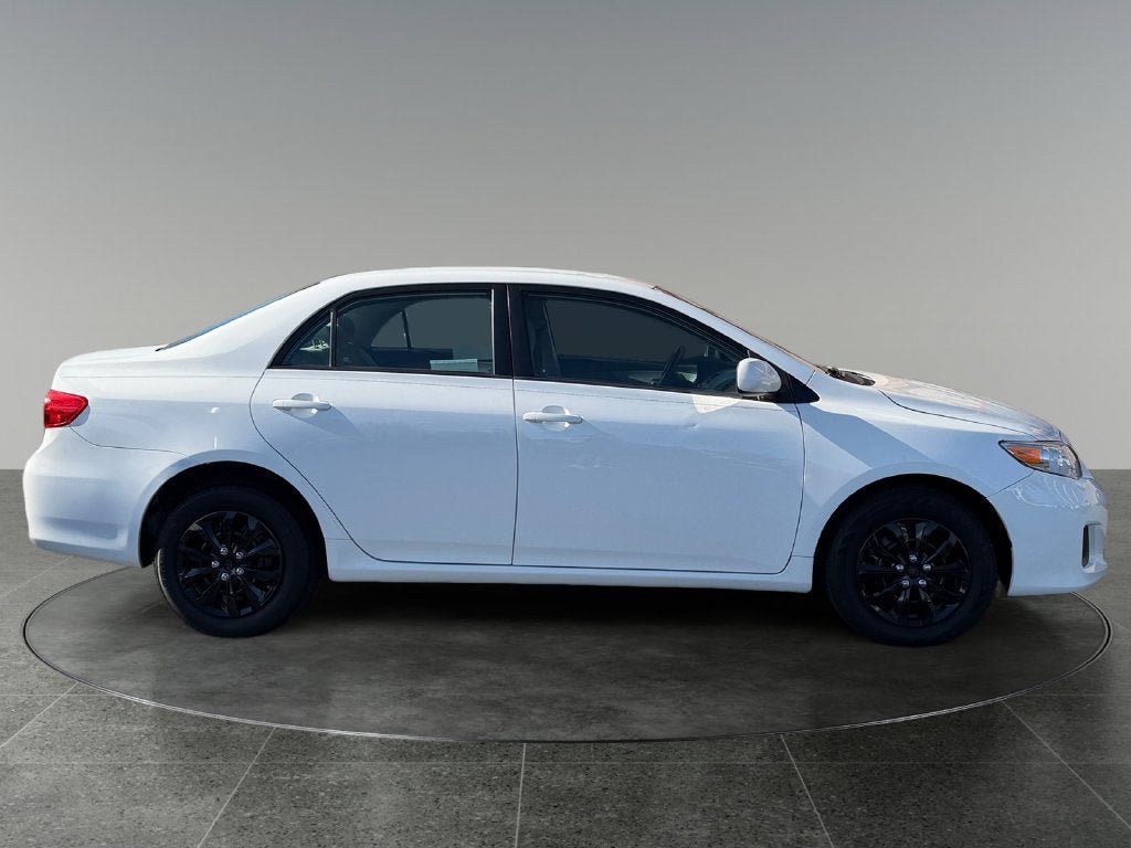 Used 2011 Toyota Corolla LE FWD image 10