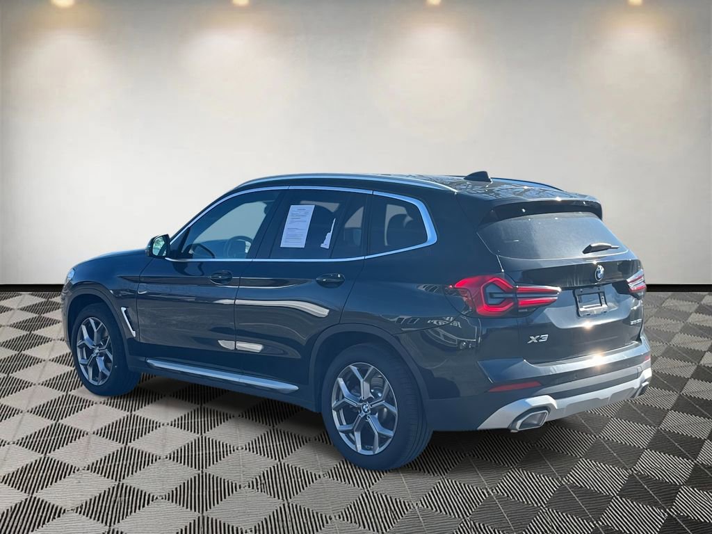 Used 2024 BMW X3 sDrive30i w/ Premium Package image 5