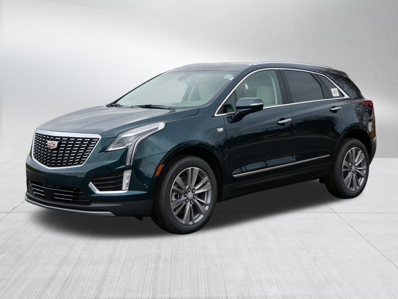 New 2026 Cadillac XT5 Premium Luxury w/ Driver Assist Package image 3