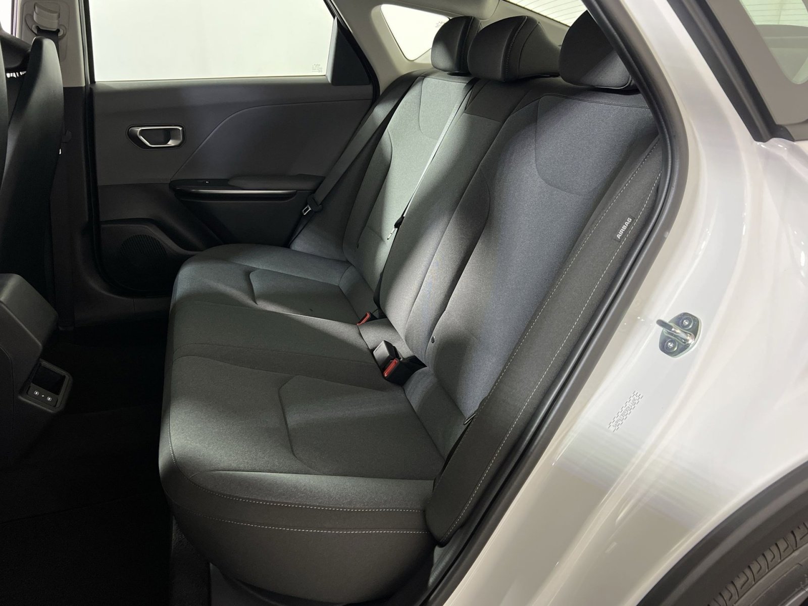 New 2025 Kia K4 LXS image 23