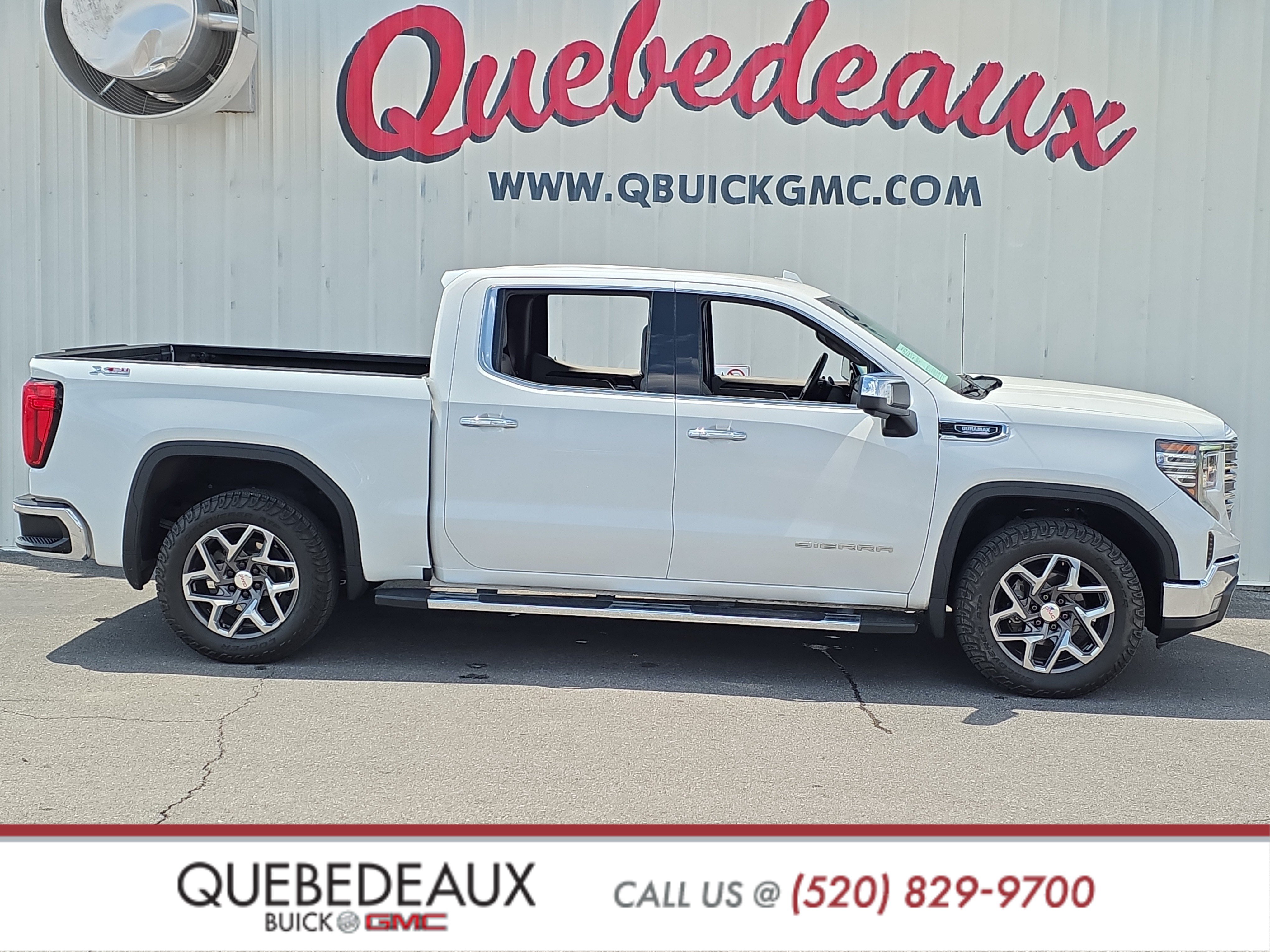 Used 2024 GMC Sierra 1500 SLT w/ SLT Premium Plus Package AWD/4WD image 9