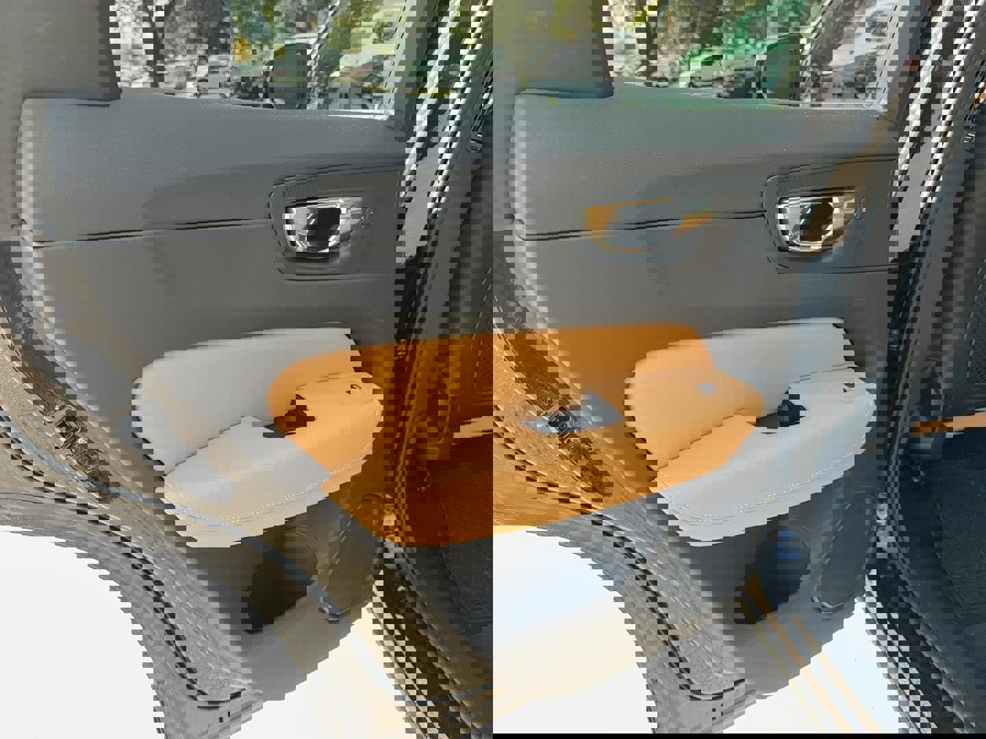 Used 2020 Volvo XC60 T5 Inscription image 14