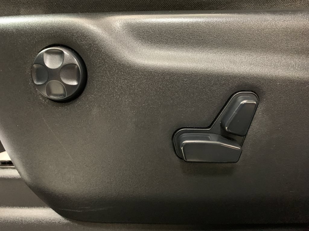 Used 2019 Dodge Durango SXT AWD/4WD image 5