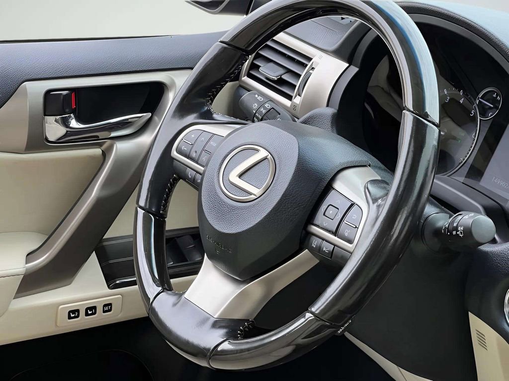 Used 2020 Lexus GX 460 Premium w/ Premium Package AWD/4WD image 32