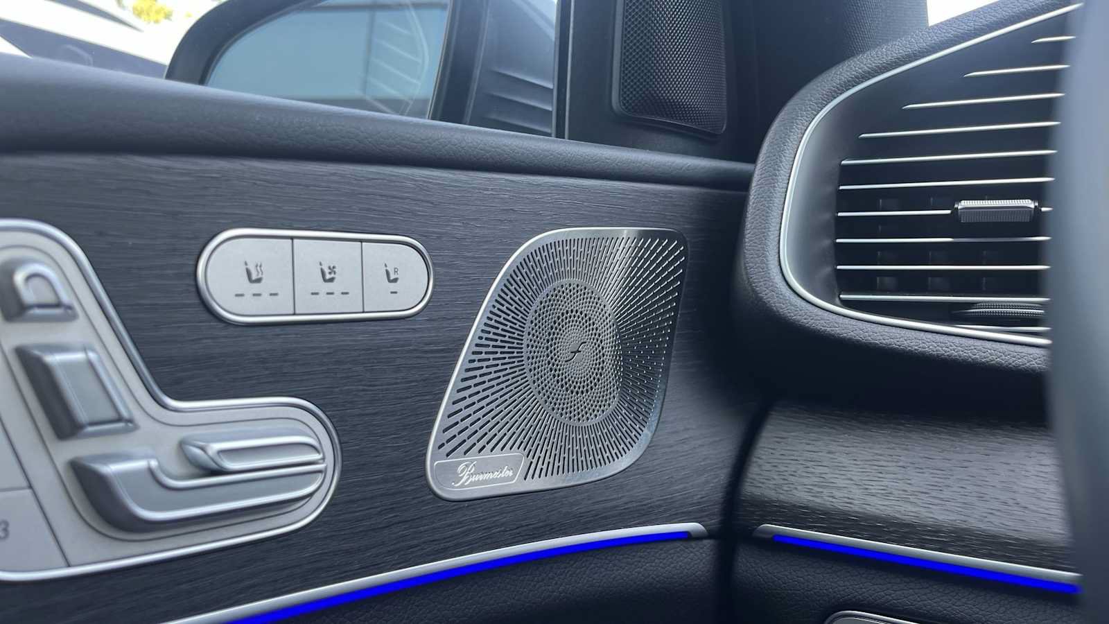 Certified 2025 Mercedes-Benz GLE 450e 4MATIC image 44