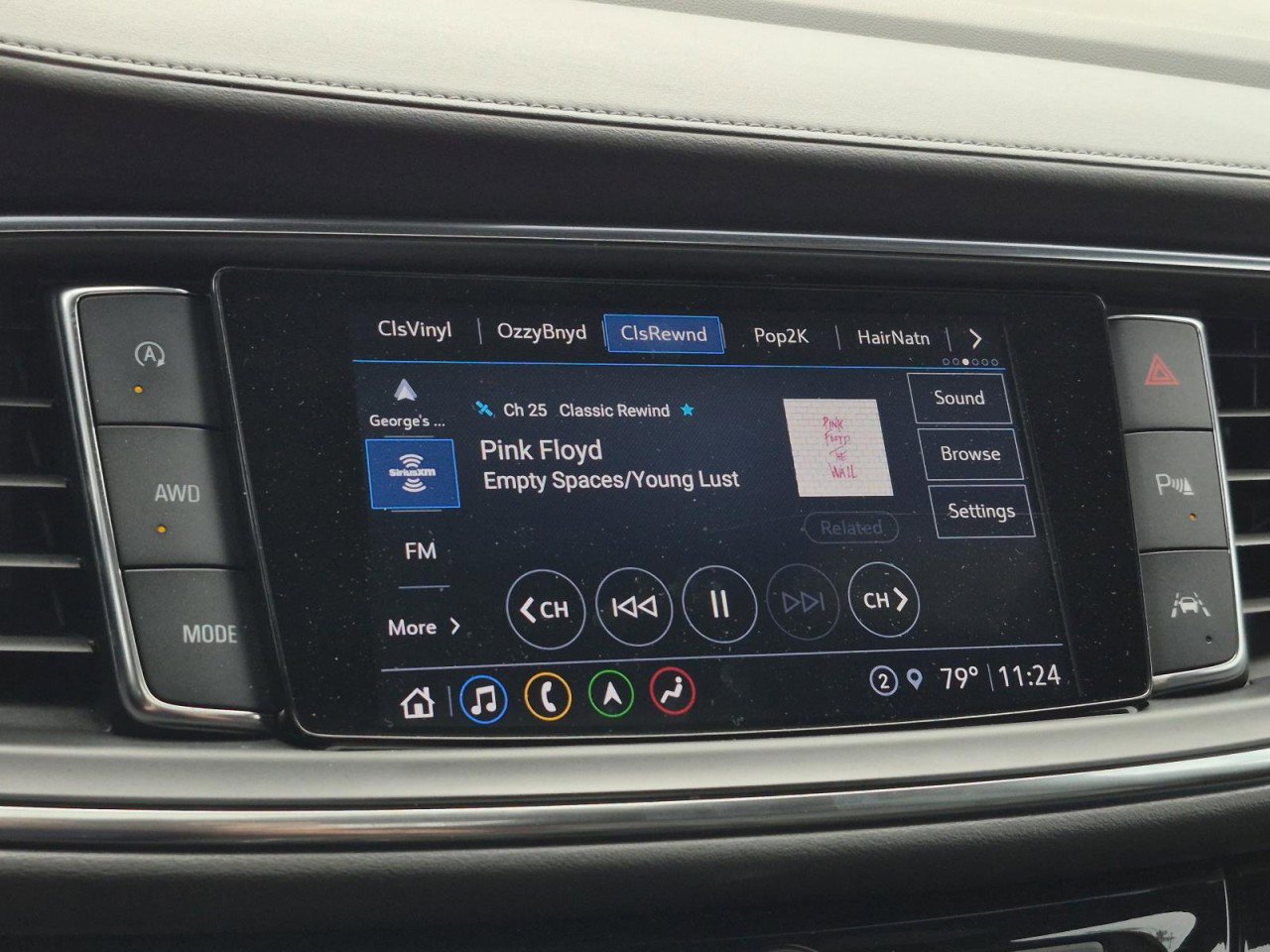 Used 2023 Buick Enclave Avenir w/ Avenir Technology Package AWD/4WD image 31