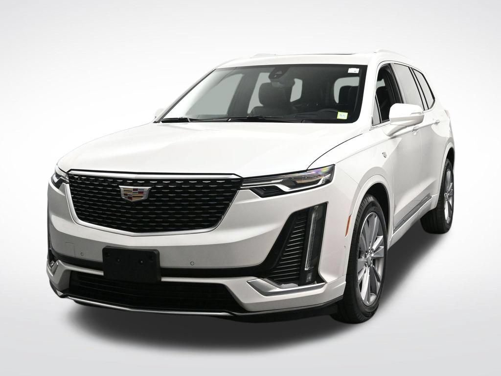 Used 2023 Cadillac XT6 Premium Luxury w/ Technology Package AWD/4WD image 8