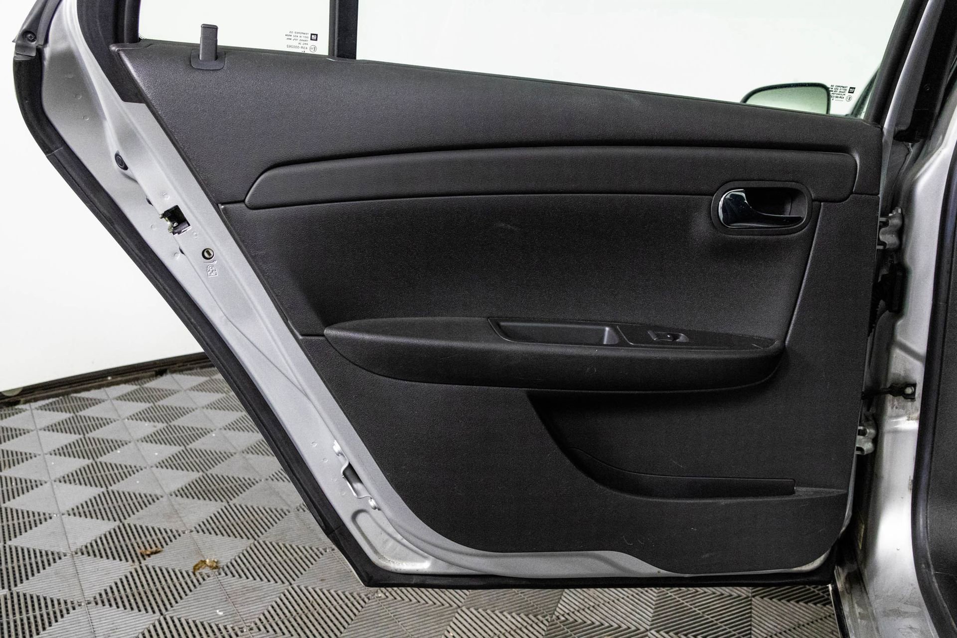 Used 2009 Chevrolet Malibu LT w/ HFV6 Engine Package image 26