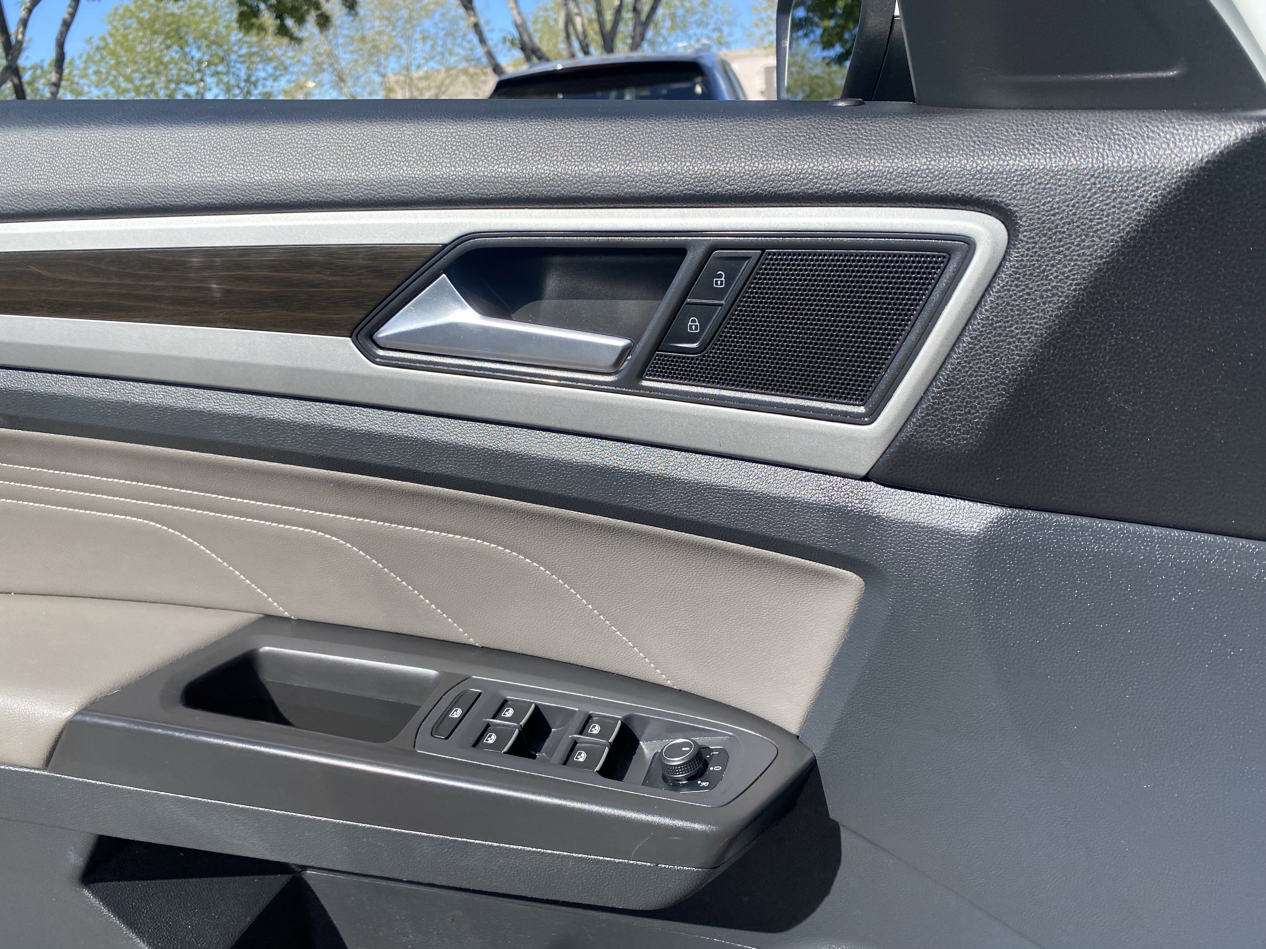 Used 2022 Volkswagen Atlas SE w/ Panoramic Sunroof Package image 20