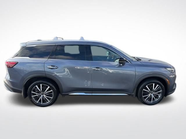 Used 2022 INFINITI QX60 Sensory w/ Vision Package image 8