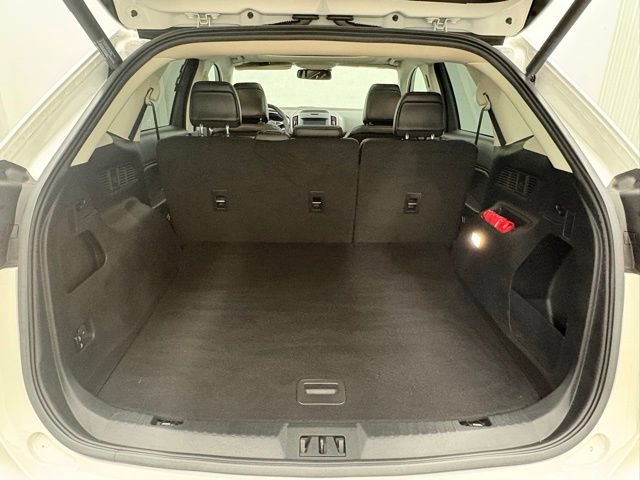 Used 2020 Ford Edge SEL w/ Convenience Package image 9