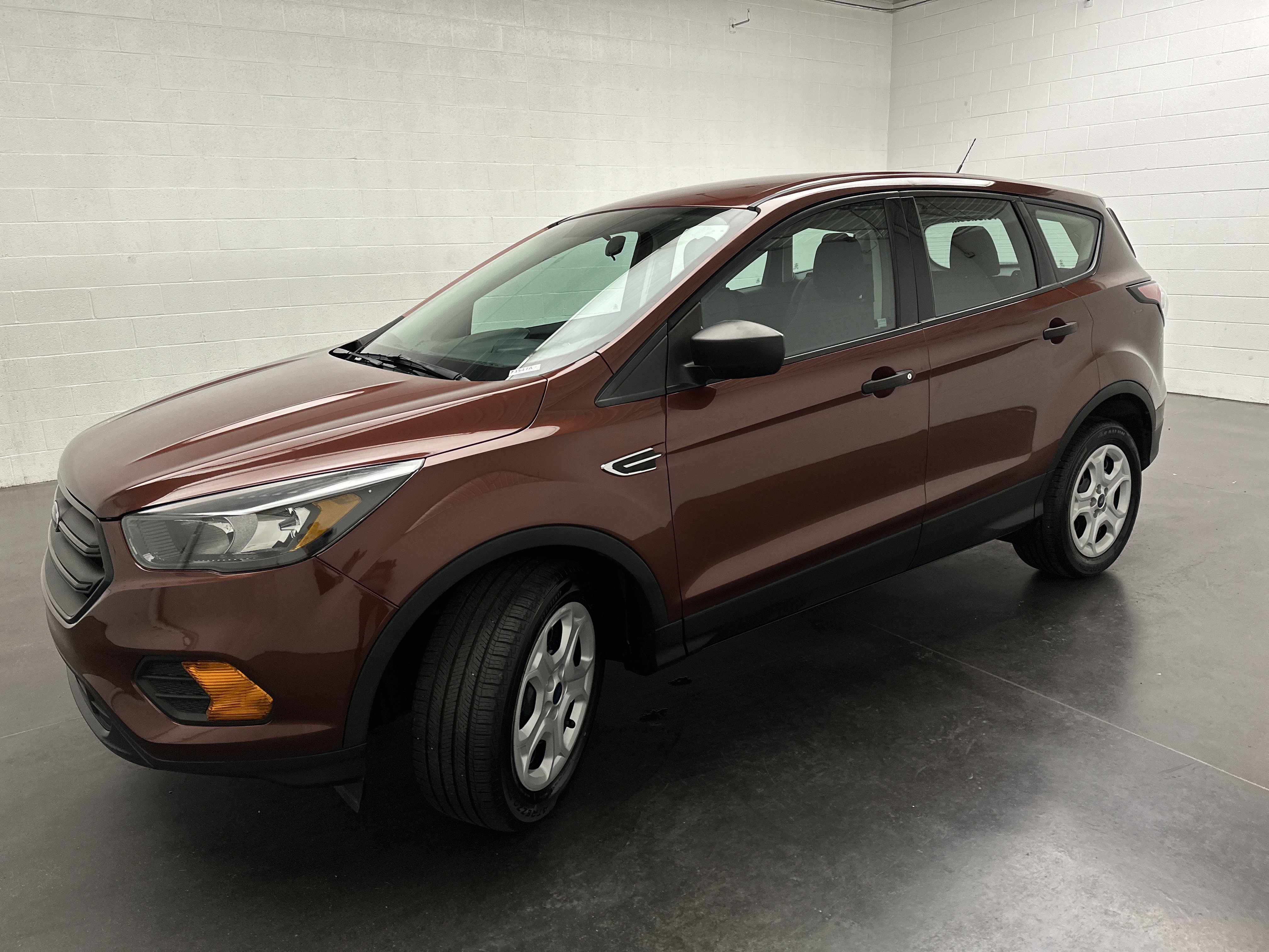 Used 2018 Ford Escape S FWD image 4