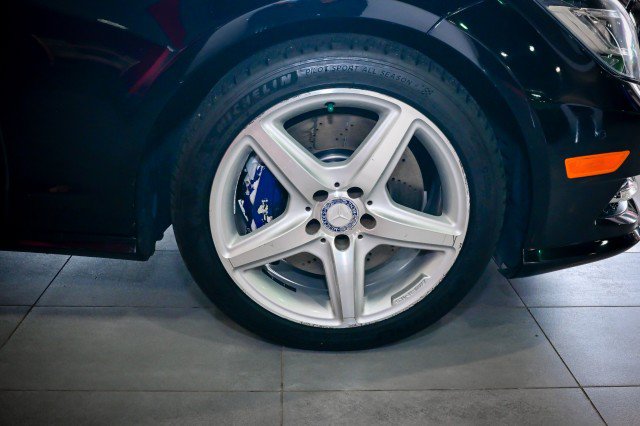 Used 2013 Mercedes-Benz CLS 550 4MATIC image 34