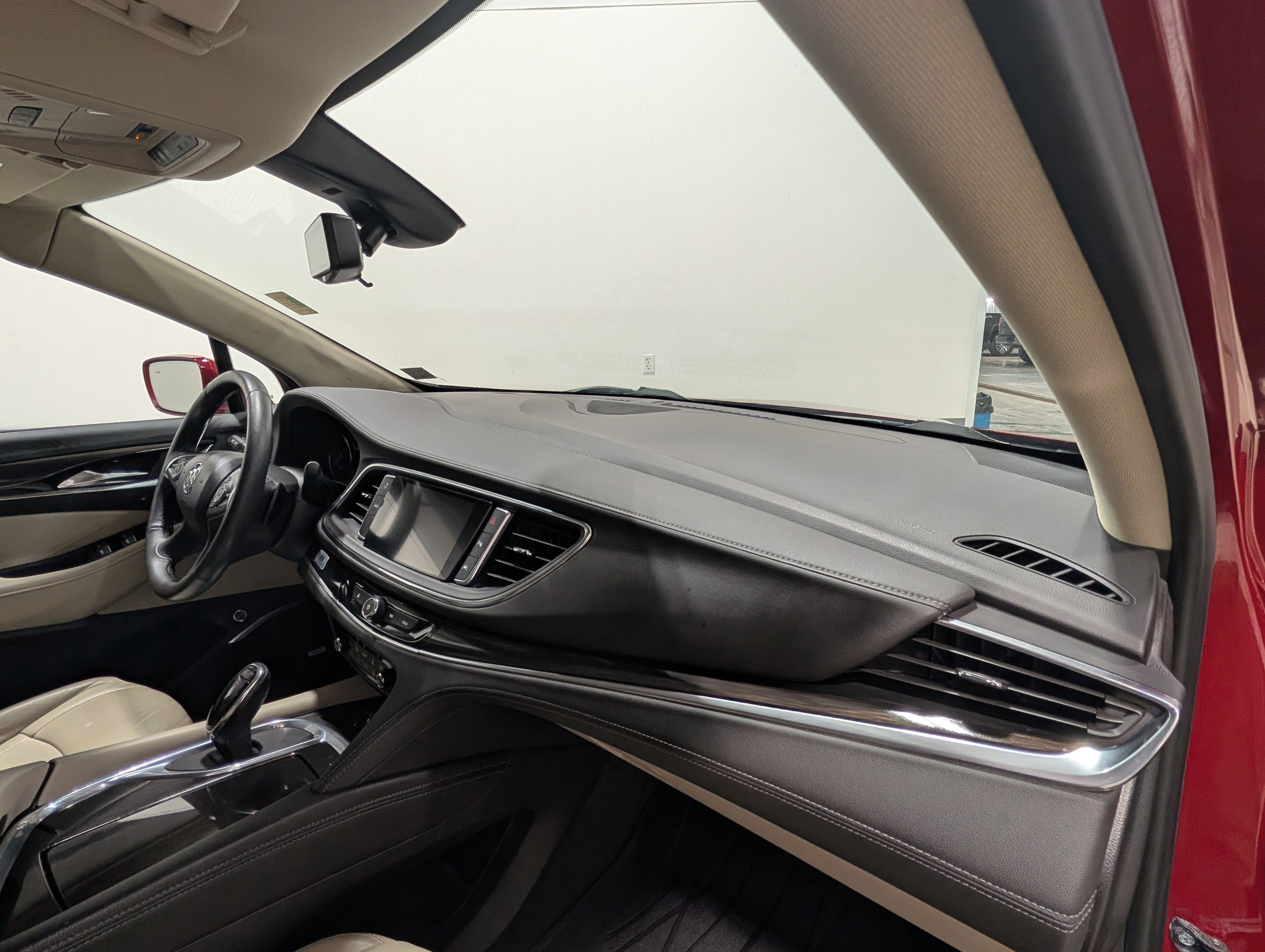 Used 2019 Buick Enclave Premium AWD/4WD image 20