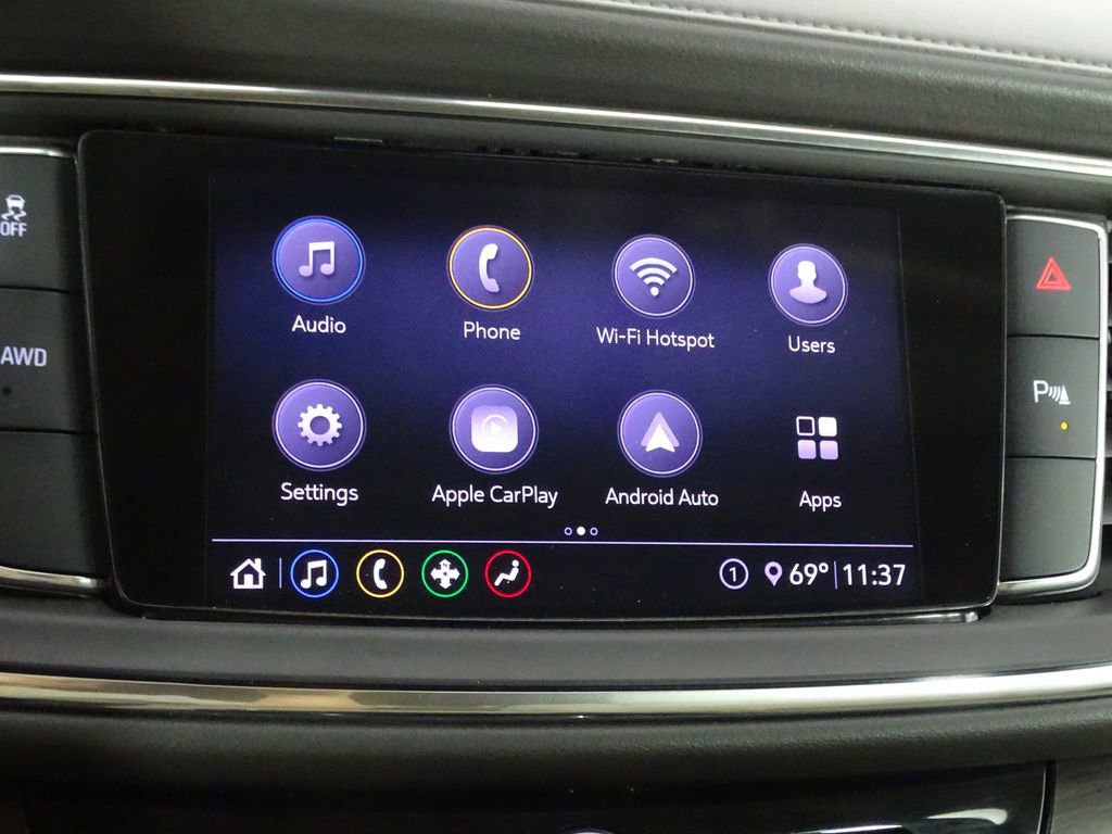 Used 2020 Buick Enclave Essence w/ LPO, Luxury Package image 32