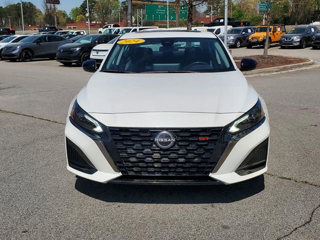 Certified 2024 Nissan Altima 2.5 SR w/ SR Premium Package image 9