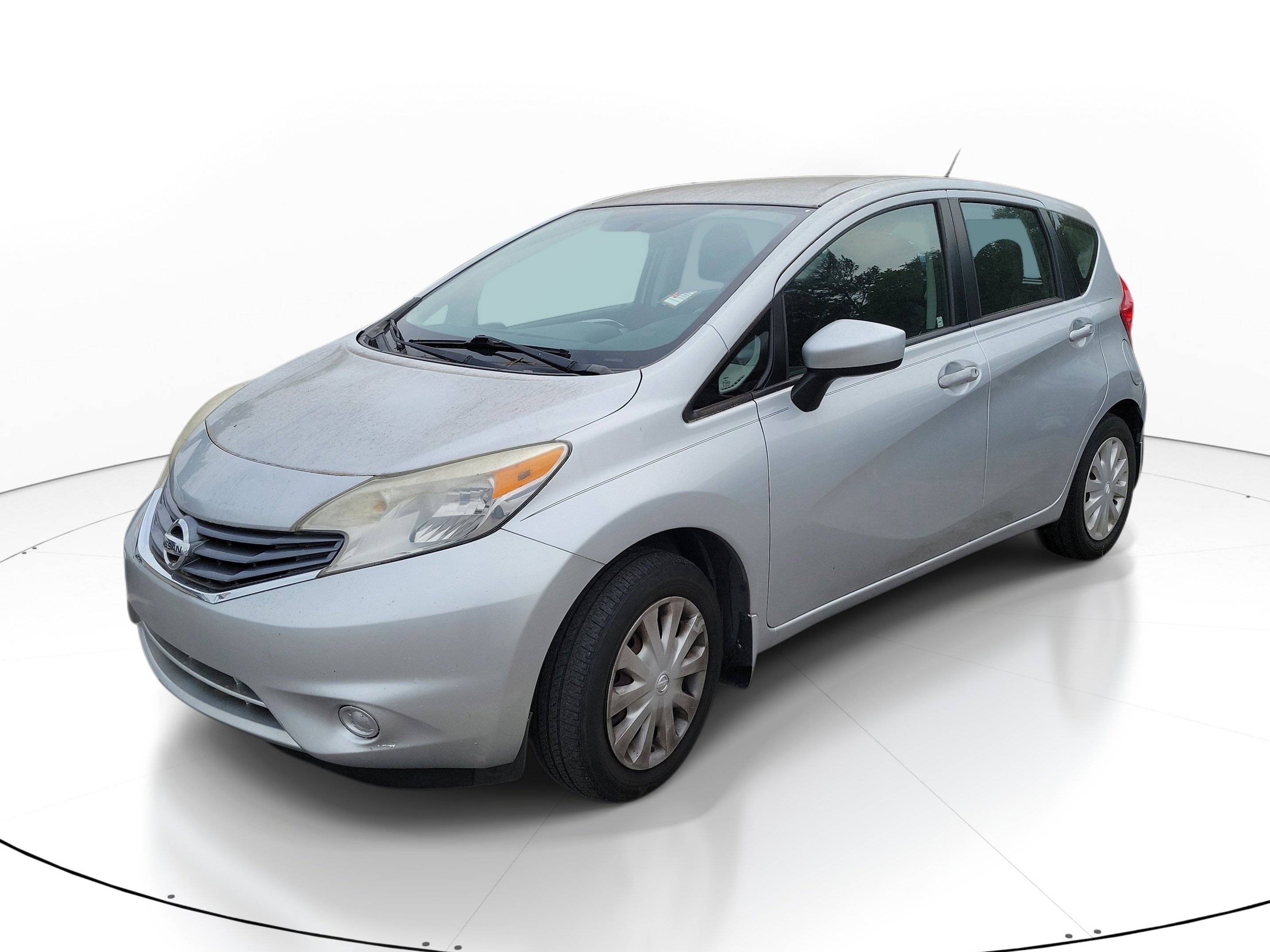 Used 2015 Nissan Versa Note SV w/ SV Convenience Package FWD image 3