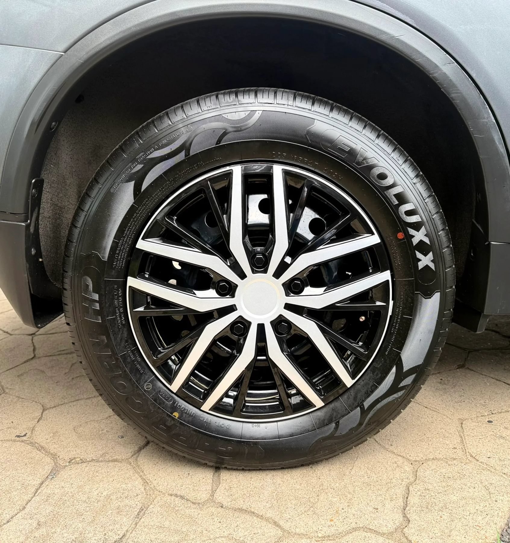 Used 2018 Nissan Rogue S AWD/4WD image 43