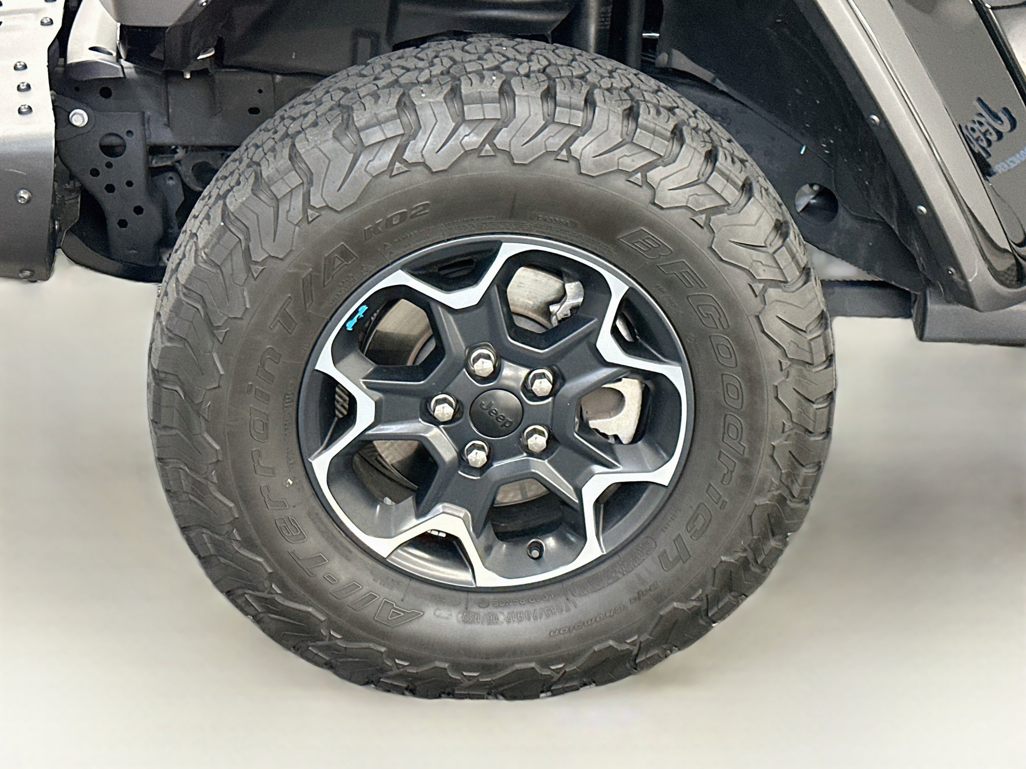Used 2023 Jeep Wrangler Unlimited Rubicon 4xe w/ Steel Bumper Group AWD/4WD image 34