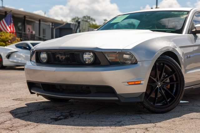 Used 2010 Ford Mustang GT Premium RWD image 28