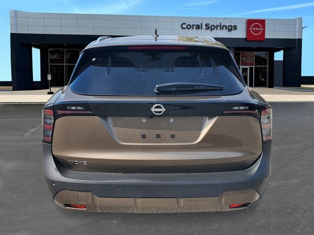 New 2026 Nissan Kicks SV w/ SV Premium Package image 4