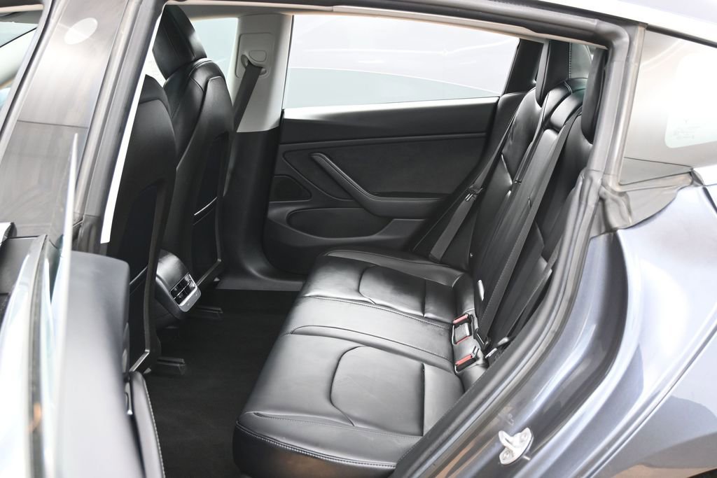 Used 2018 Tesla Model 3 Long Range image 38