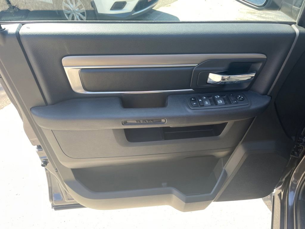 Used 2024 RAM 1500 Classic Warlock image 11