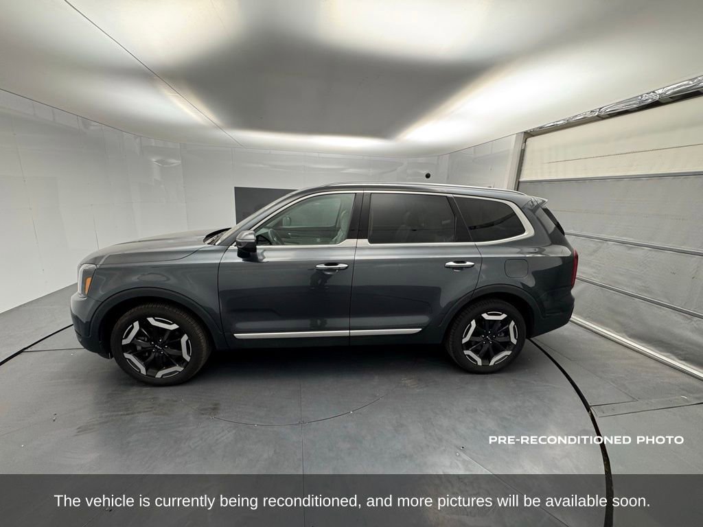 Used 2024 Kia Telluride S w/ S Sunroof Package AWD/4WD image 2