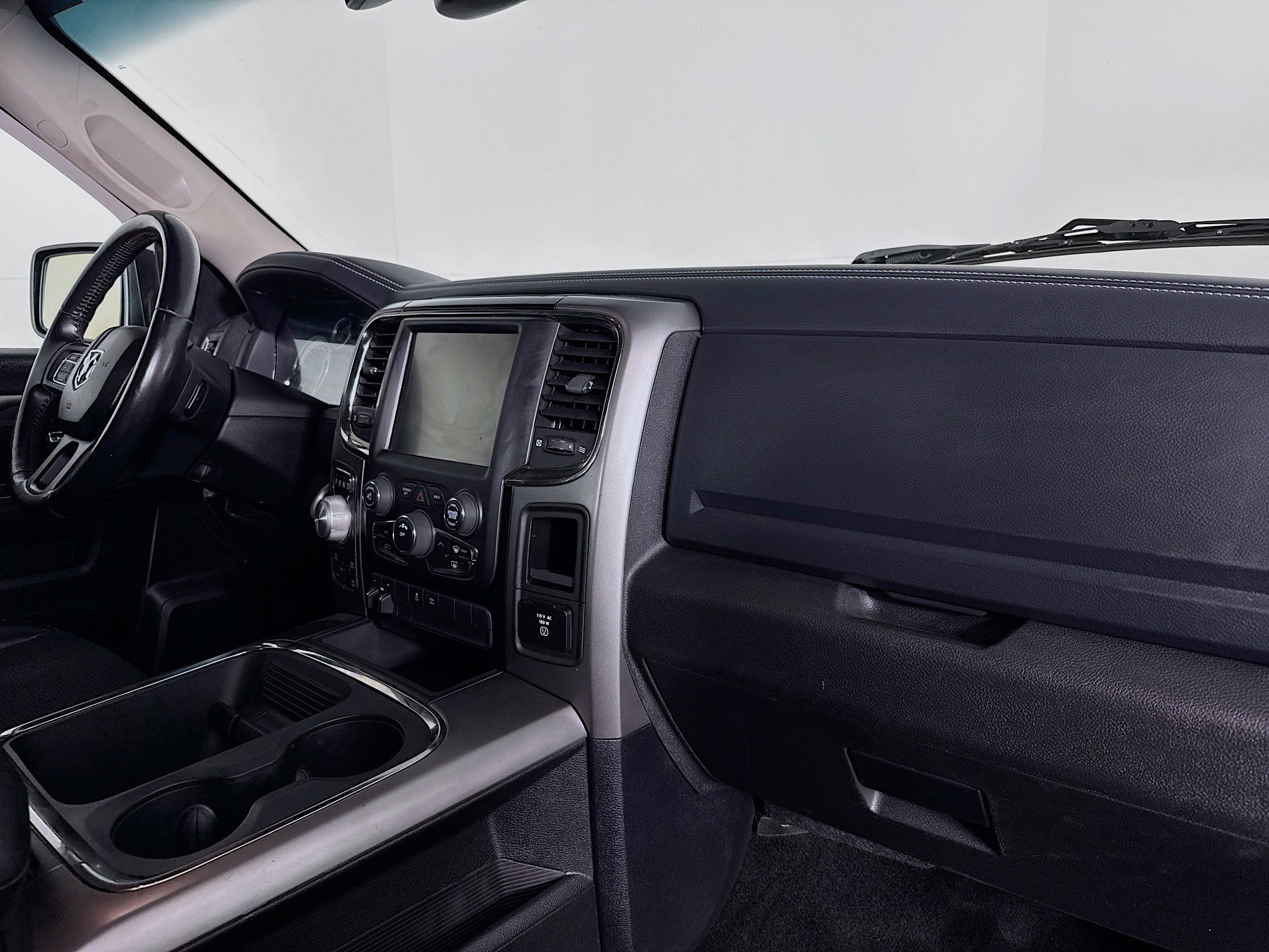 Used 2016 RAM 1500 Sport image 40