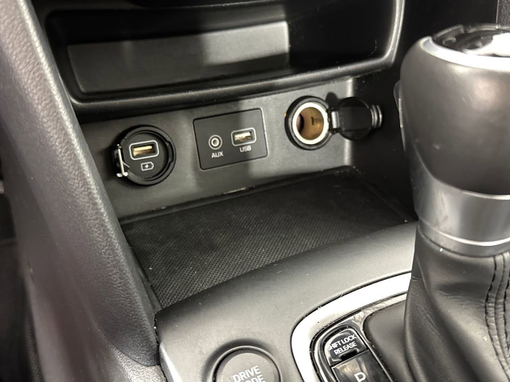 Used 2019 Hyundai Kona SEL w/ SEL Tech Package 02 image 33