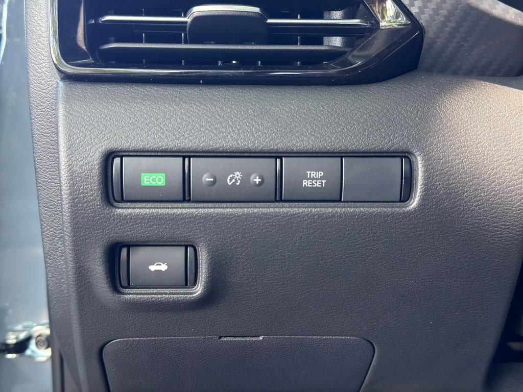 New 2025 Nissan Sentra SR image 22