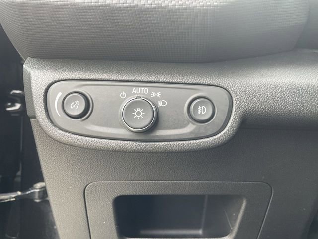 Used 2022 Chevrolet TrailBlazer RS image 33