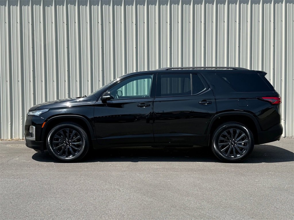 Used 2022 Chevrolet Traverse RS image 7