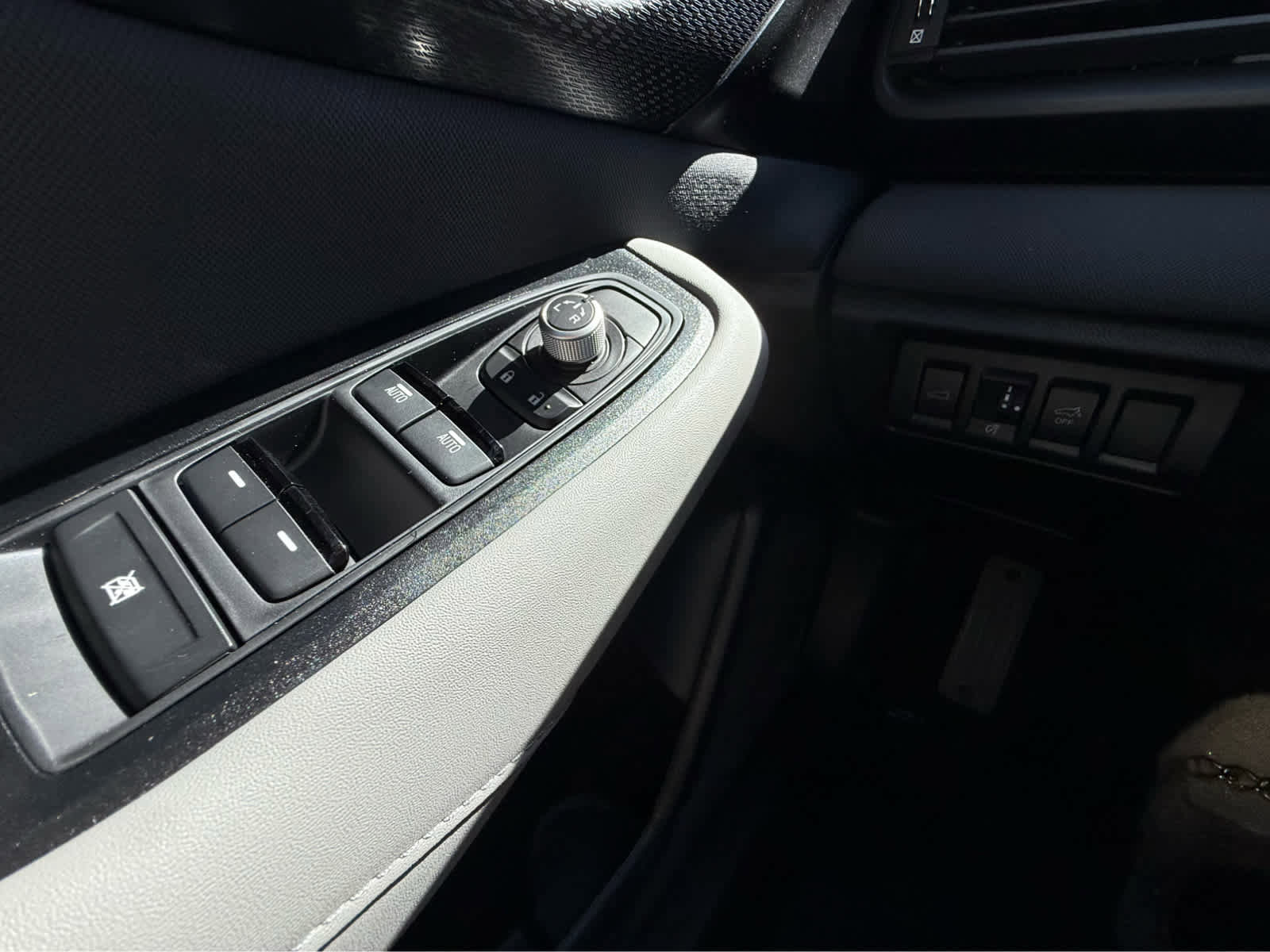 New 2025 Subaru Outback Premium w/ Popular Package #1 image 12