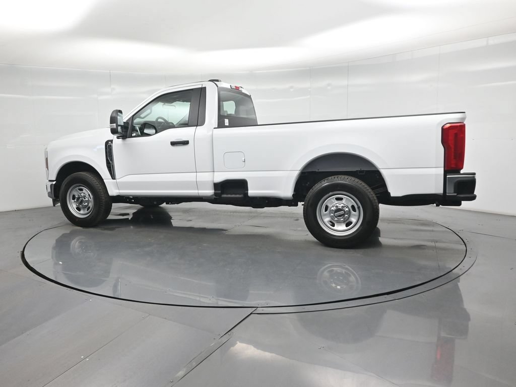 New 2026 Ford F350 XL w/ XL Chrome Package RWD image 4