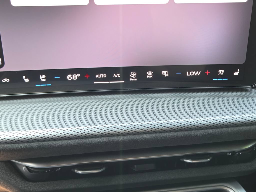 New 2026 Audi SQ5 Prestige AWD/4WD image 31