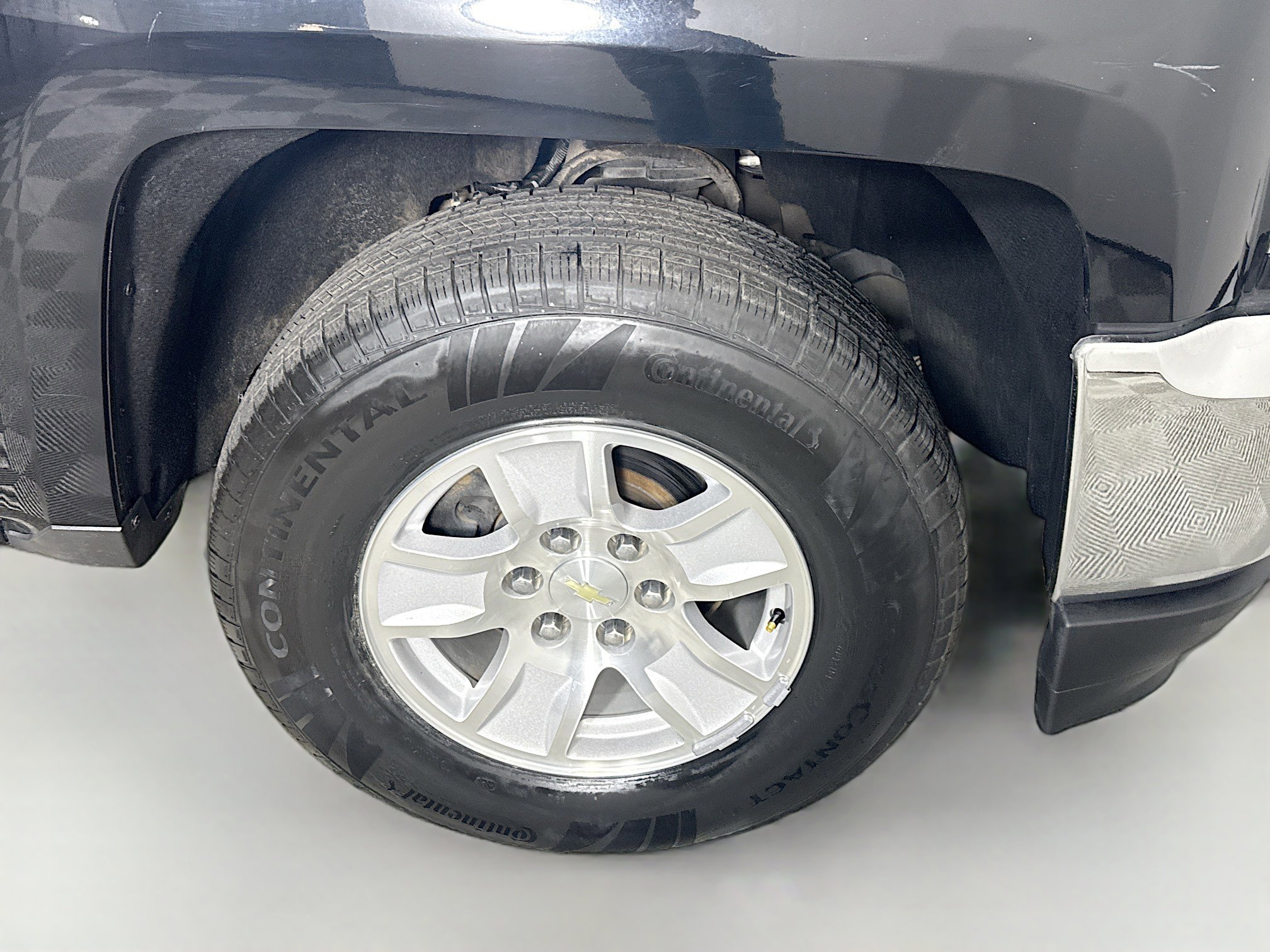 Used 2018 Chevrolet Silverado 1500 LT w/ Texas Edition image 31