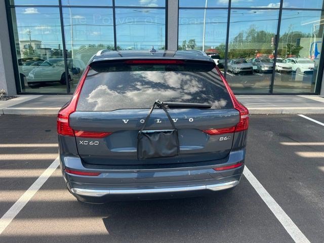 Used 2022 Volvo XC60 B6 Inscription w/ Climate Package AWD/4WD image 8