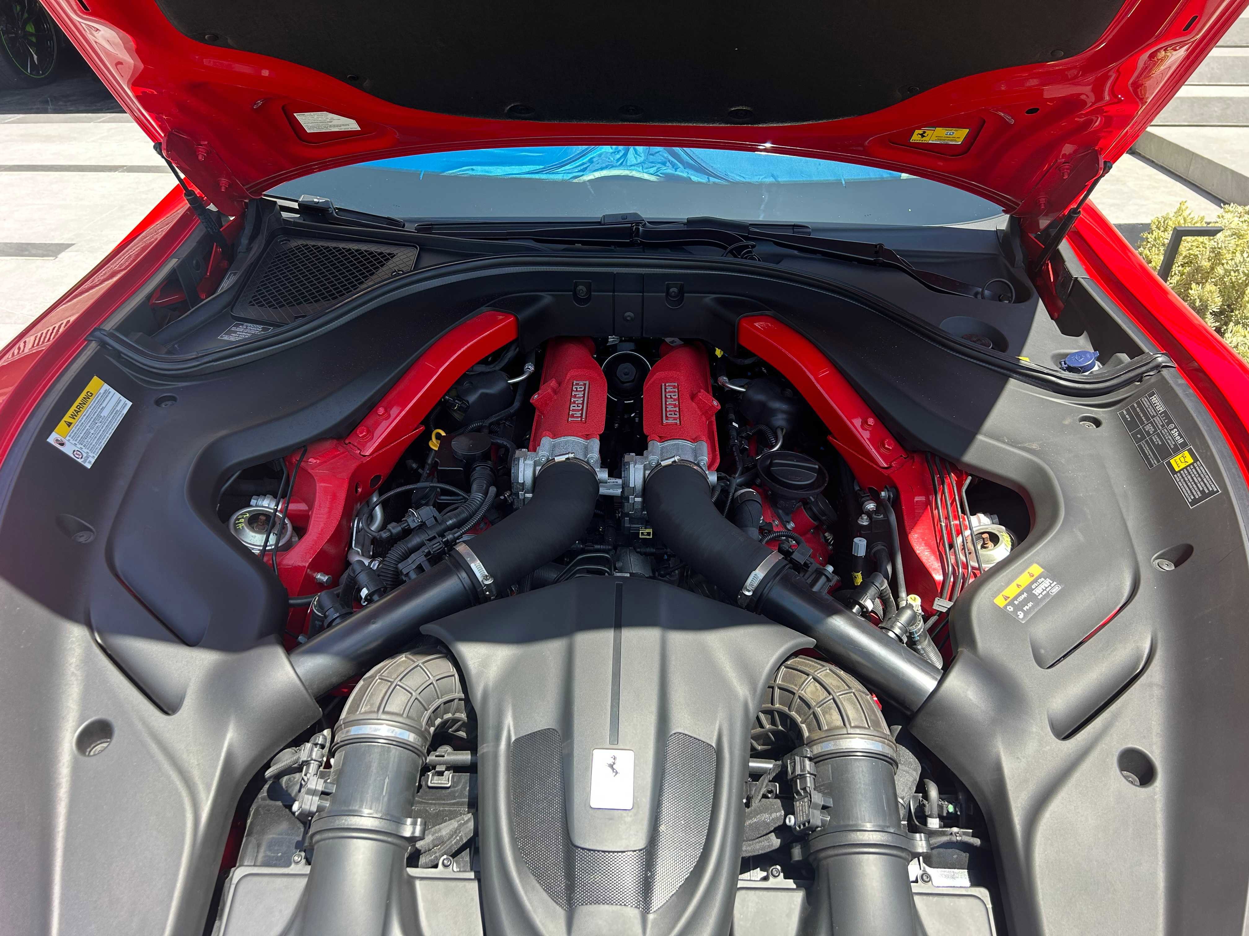 Used 2022 Ferrari Roma RWD image 11