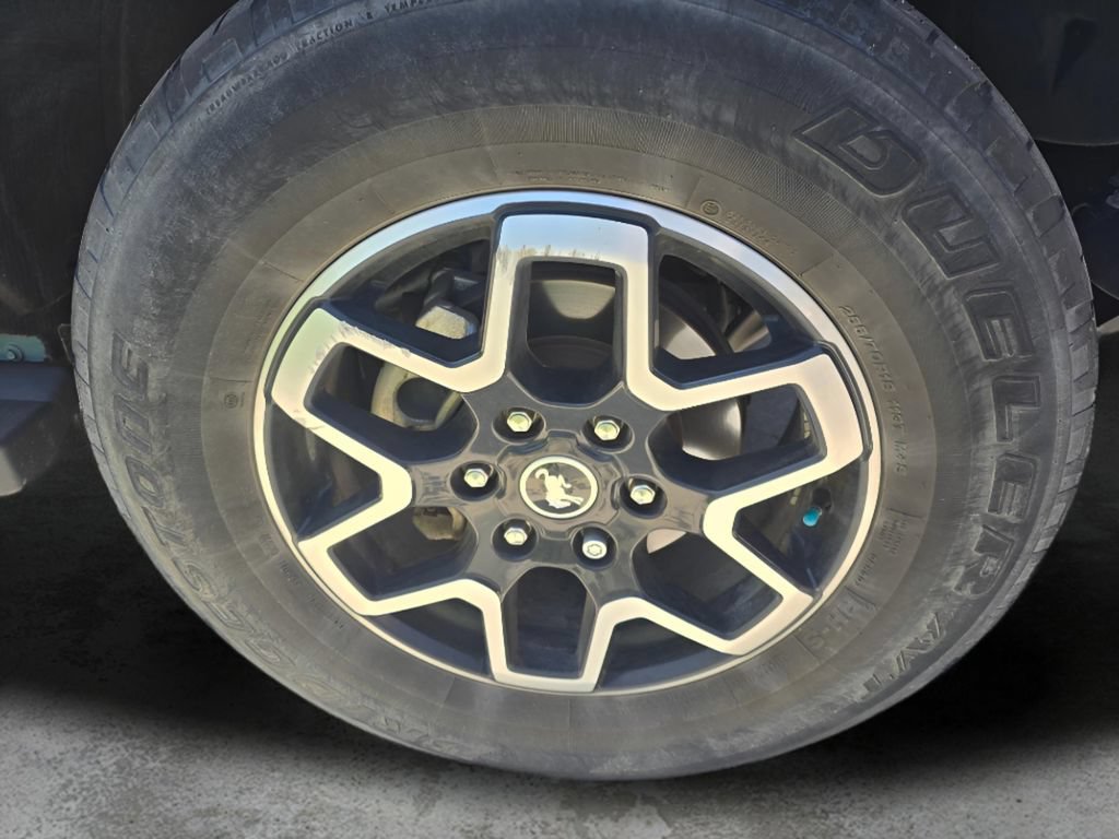 Used 2022 Ford Bronco Outer Banks AWD/4WD image 16