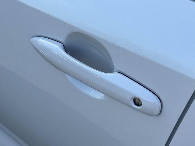 Used 2024 Toyota Corolla SE image 13